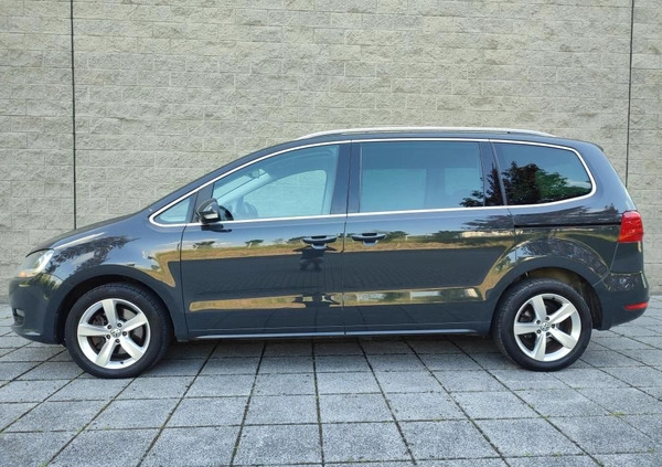 Volkswagen Sharan cena 39900 przebieg: 238000, rok produkcji 2011 z Będzin małe 254